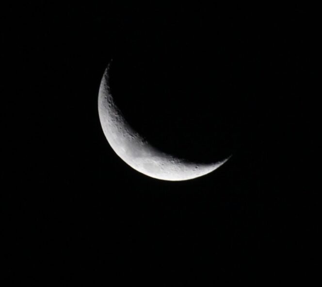 
					Tilem atau bulan mati.


Bulan mati. (Foto: repro denpasartourism.com)
