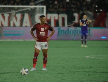 Eber Bessa yang mengenakan nomor punggung 10 kembali akan menjadi andalan Bali United saat menghadapi Visakha FC, Kamboja, pukul 17.00 wita di Stadion Kapten I Wayan Dipta, Gianyar, Bali. (balisaja.com/sumber foto: baliutd.com)