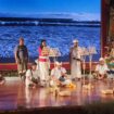 Para seniman yang tergabung dalam Paguyuban Peduli Seni Drama Gong Lawas, tengah beratih di Ksirarnawa, Senin, 27 Februari 2023. Mereka akan mengisi penutupan Bulan Bahasa Bali V, Selasa, 28 Februari 2023 malam ini.  